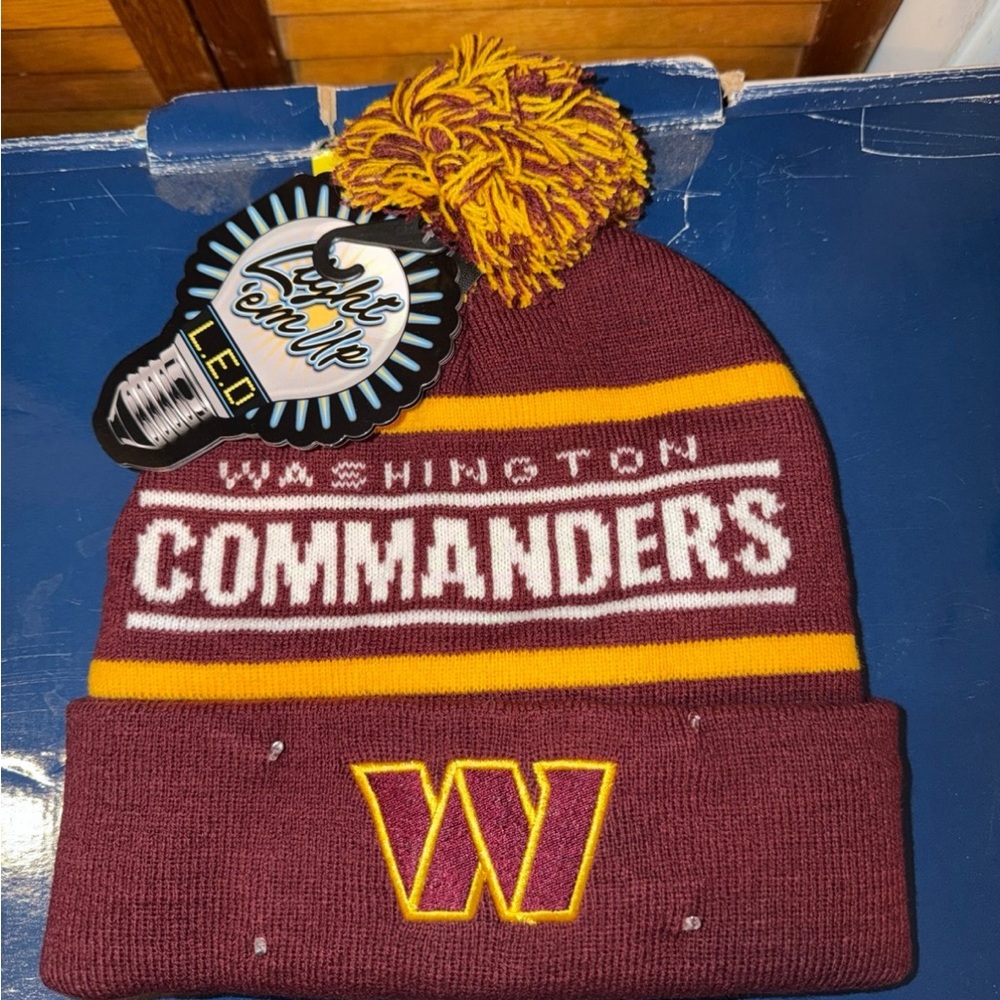 Washington Commanders NFL Light Up Adult Beanie (NWTS)
